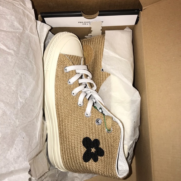 Golf me fleur converse! - Picture 1 of 1